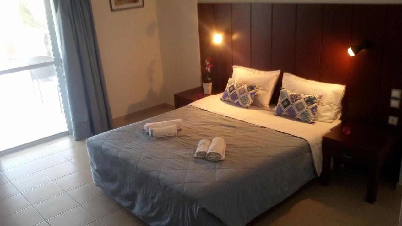 Ionion Star Hotel Tholon Exterior photo