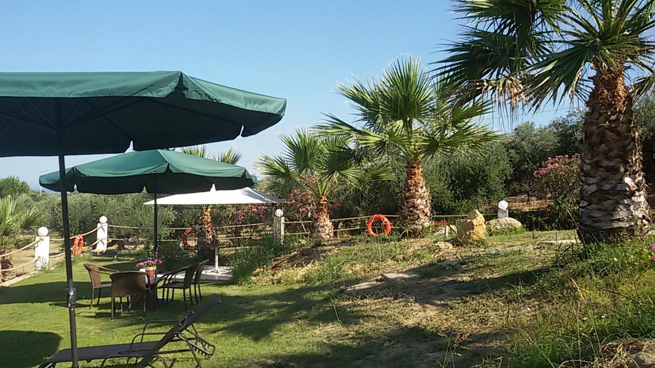 Ionion Star Hotel Tholon Exterior photo